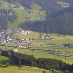 Panorama Am Pass Thurn Alpesi faház *