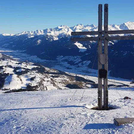 Panorama Am Pass Thurn Apartment *