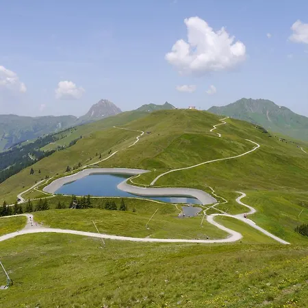 Panorama Am Pass Thurn Apartment